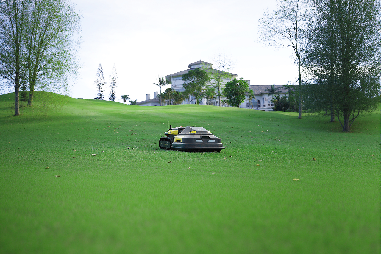 Yarbo RTK GPS Technology: Redefining Wire-Free Robotic Lawn Mower Navi
